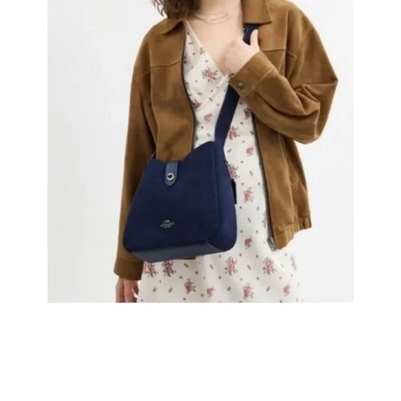 Almost brand new Coach Hadley Convertible Crossbody Bag In Suede - Picture 2 of 4